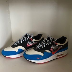 Nike Air Max Time Capsule shoes size 11 Men